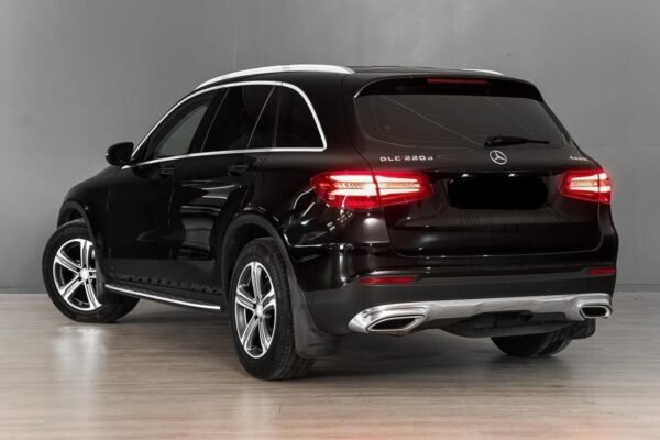 Mercedes-Benz GLC
220D 4MATIC LED – Image 6