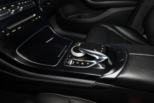 Mercedes-Benz GLC
220D 4MATIC LED – Image 14