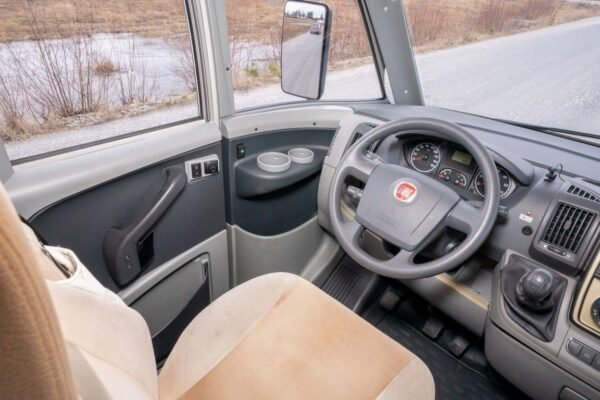Camping-car Bürstner ELEGANCE I 821 – Image 15