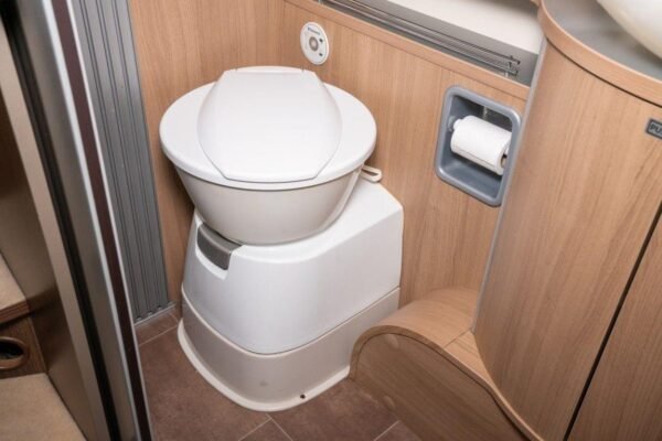 Camping-car Bürstner ELEGANCE I 821 – Image 33