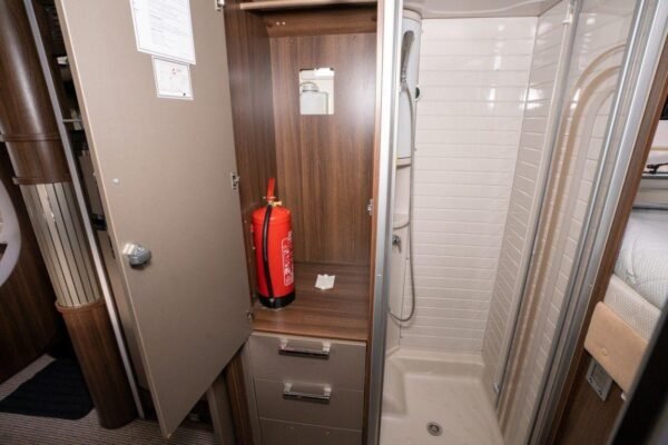Camping-car Bürstner ELEGANCE I 821 – Image 36