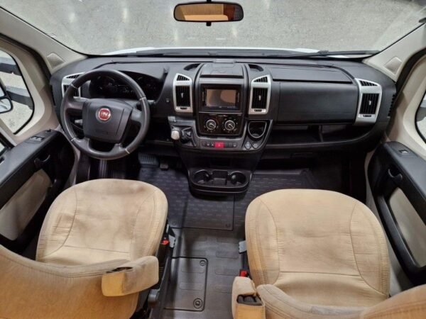 Camping-car Carado T 67 / T 448 / T 743 – Image 14