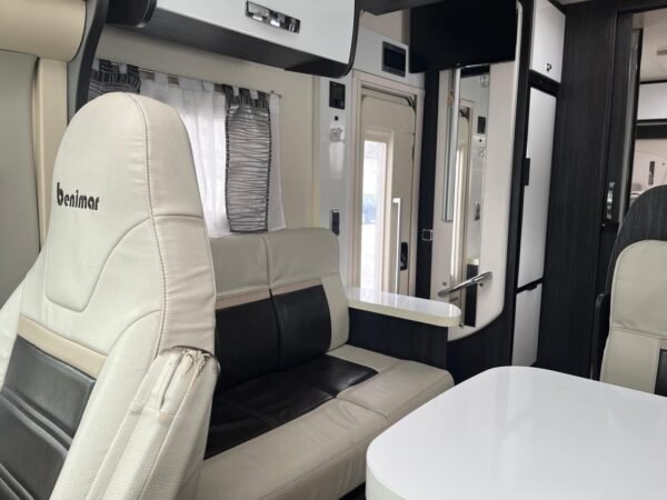 Camping-car Benimar 263 – Image 3