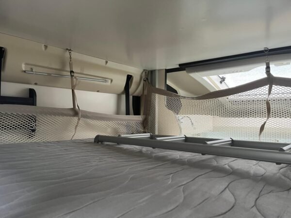 Camping-car Benimar 263 – Image 16