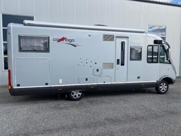 Camping-car CARTHAGO Liner C50 (Intégré) 
IVECO C50 mit 3 Liter Dieselmotor 170PS