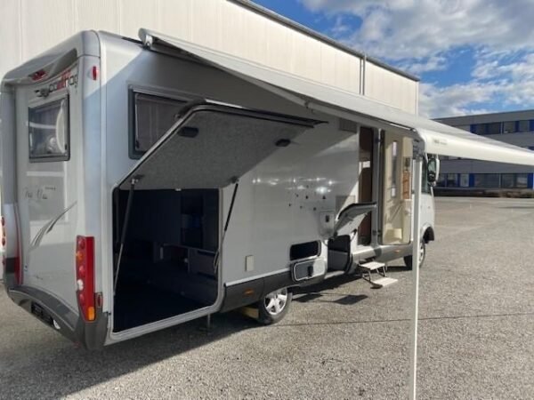 Camping-car CARTHAGO Liner C50 (Intégré) 
IVECO C50 mit 3 Liter Dieselmotor 170PS – Image 2