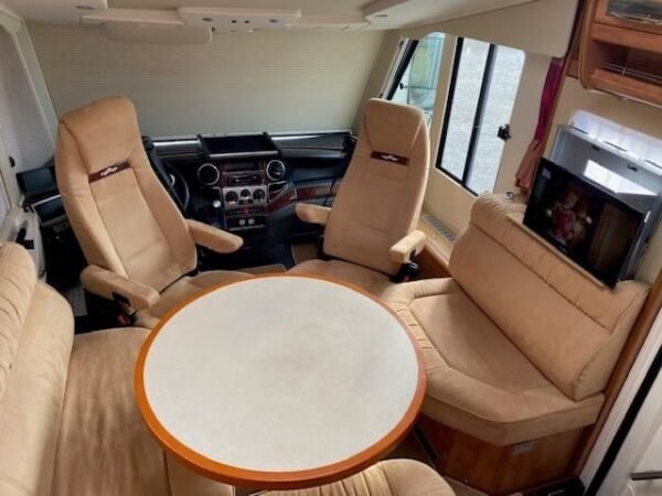 Camping-car CARTHAGO Liner C50 (Intégré) 
IVECO C50 mit 3 Liter Dieselmotor 170PS – Image 6