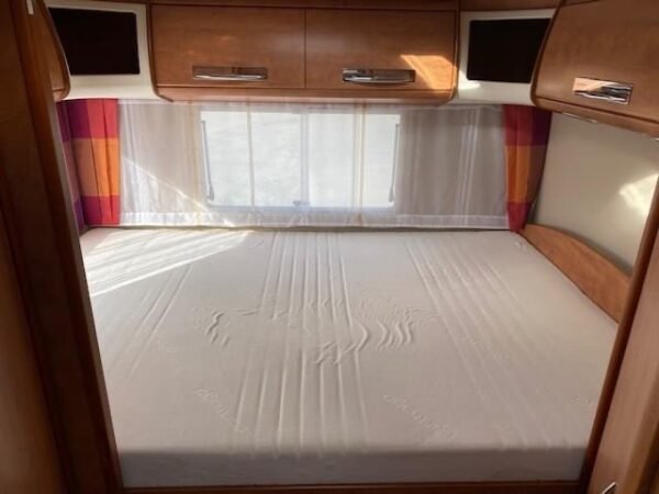 Camping-car CARTHAGO Liner C50 (Intégré) 
IVECO C50 mit 3 Liter Dieselmotor 170PS – Image 15
