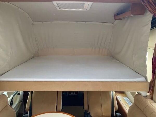 Camping-car CARTHAGO Liner C50 (Intégré) 
IVECO C50 mit 3 Liter Dieselmotor 170PS – Image 16