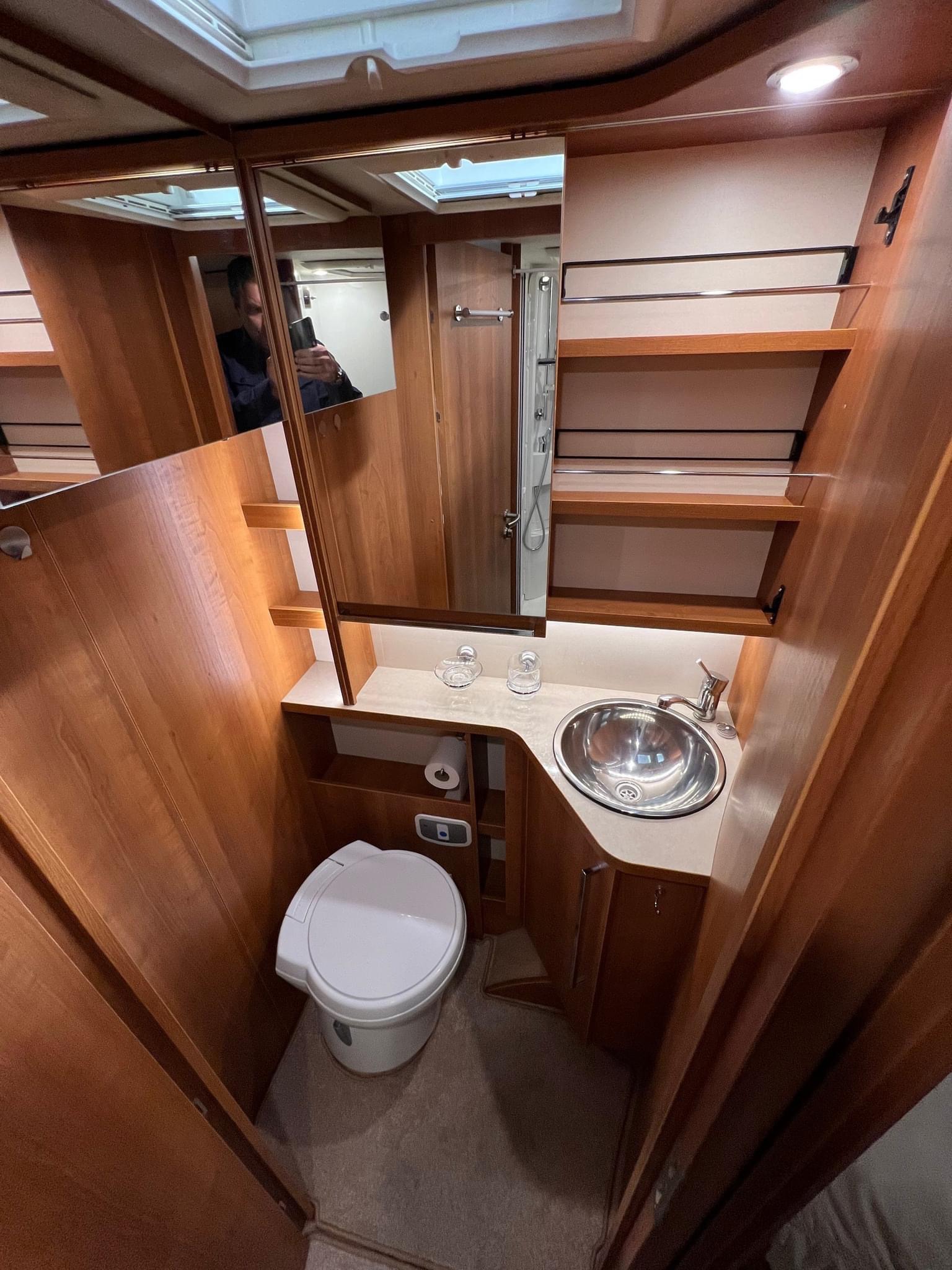 Camping-car Rapido 666F – Image 19