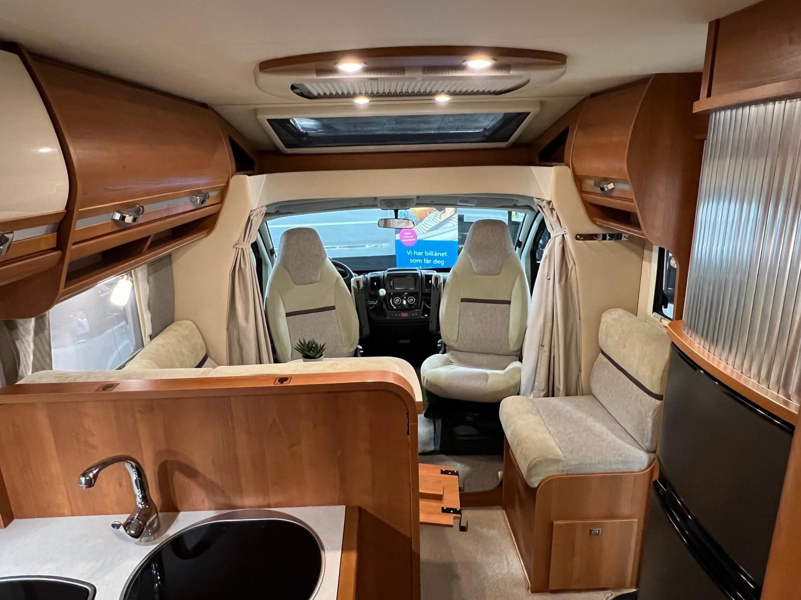 Camping-car Rapido 666F – Image 27