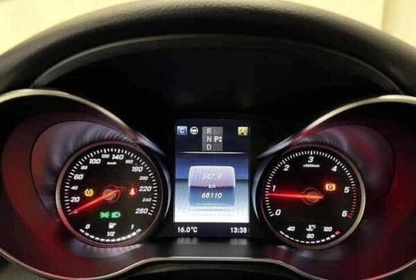 Mercedes-Benz GLC – Image 12