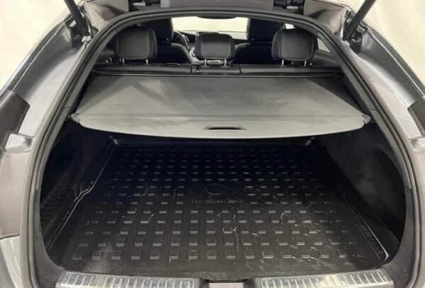 Mercedes-Benz GLC – Image 18
