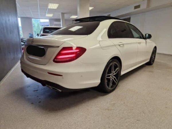 Mercedes-Benz E-Klasse 220d – Image 6