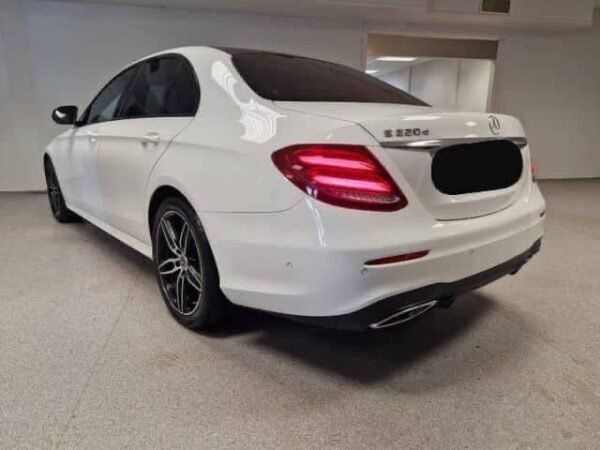 Mercedes-Benz E-Klasse 220d – Image 8