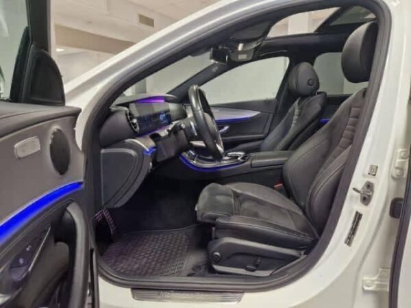 Mercedes-Benz E-Klasse 220d – Image 18
