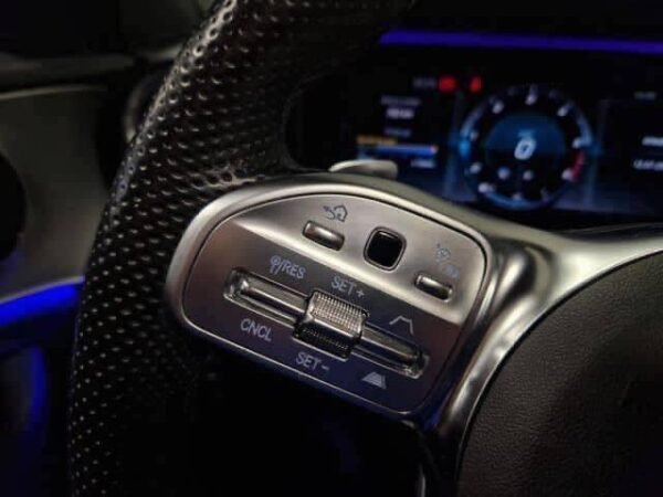 Mercedes-Benz E-Klasse 220d – Image 30