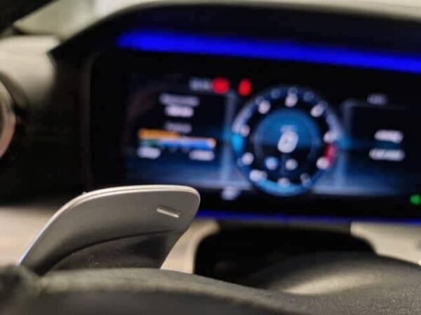Mercedes-Benz E-Klasse 220d – Image 32