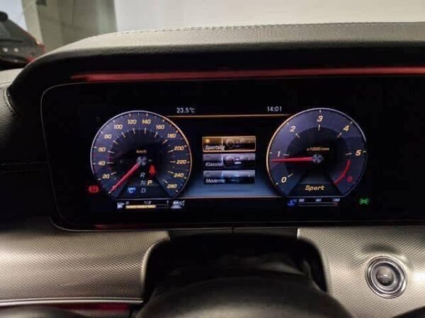 Mercedes-Benz E-Klasse 220d – Image 37