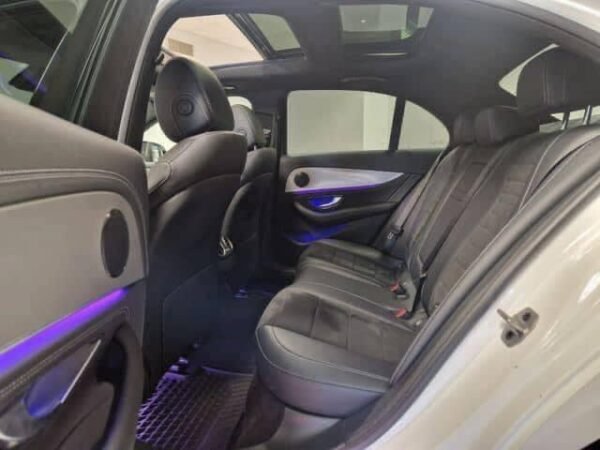 Mercedes-Benz E-Klasse 220d – Image 20