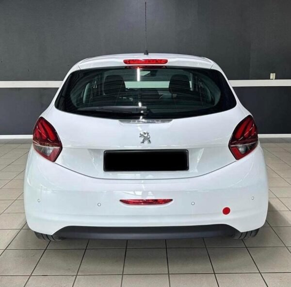 Peugeot 208 – Image 5