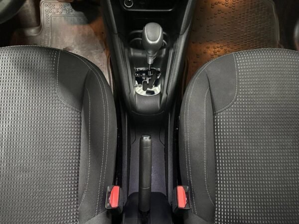 Peugeot 208 – Image 22
