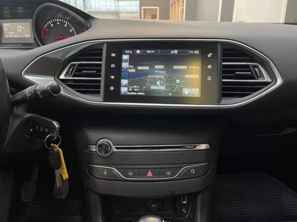Peugeot 308 – Image 9
