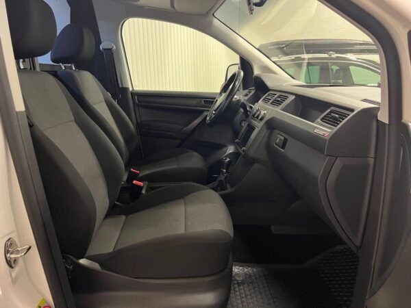 Volkswagen Caddie – Image 10
