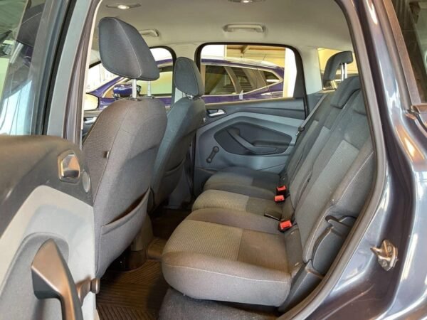 Ford C-Max – Image 11