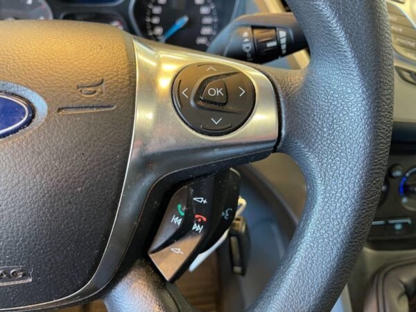 Ford C-Max – Image 17