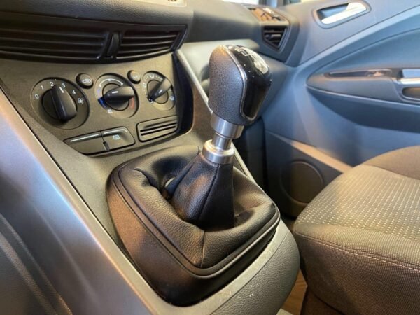 Ford C-Max – Image 14