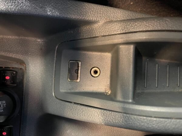 Ford C-Max – Image 20