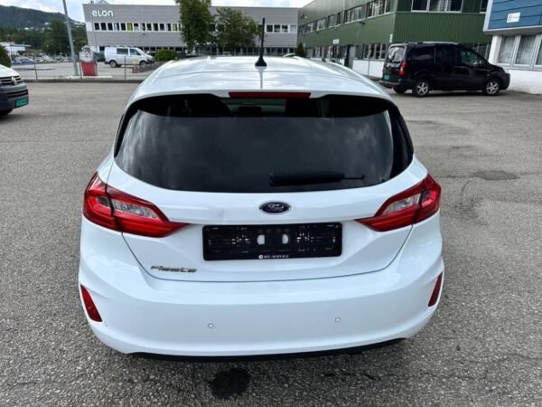 Ford Fiesta – Image 5