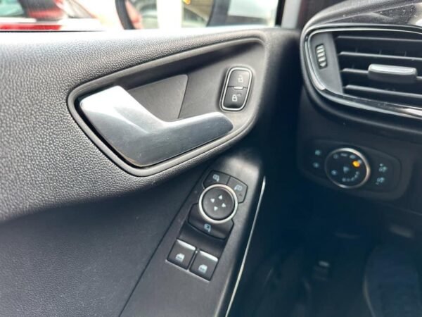 Ford Fiesta – Image 20