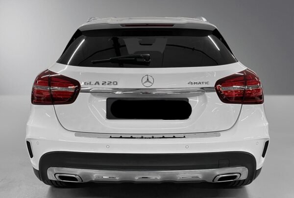 Mercedes-Benz GLA 220 – Image 8
