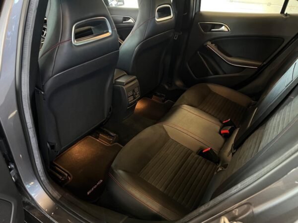 Mercedes-Benz GLA – Image 33