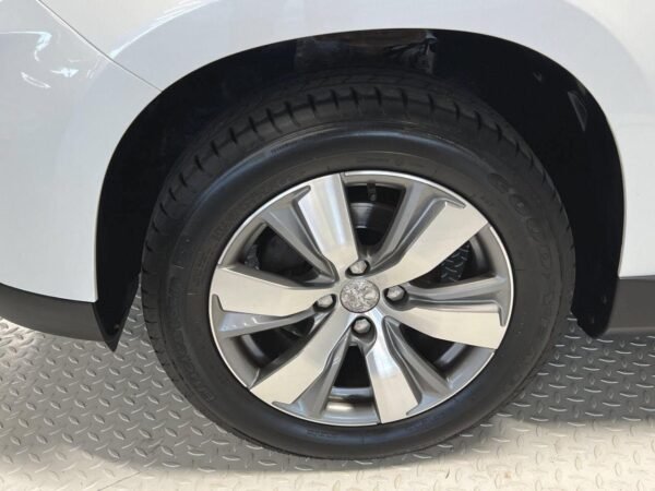 Peugeot 2008 – Image 11