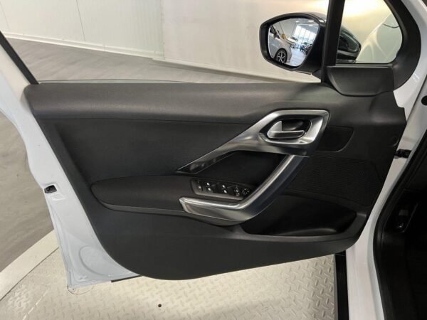 Peugeot 2008 – Image 32