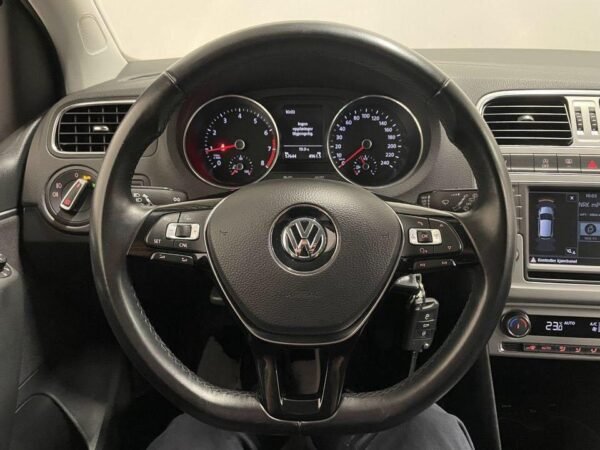 Volkswagen Polo – Image 7