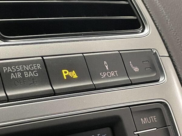 Volkswagen Polo – Image 13