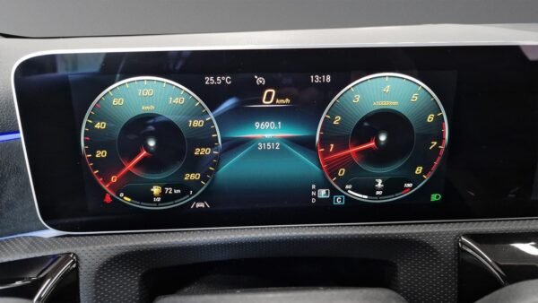 Mercedes-Benz Classe A220 – Image 11