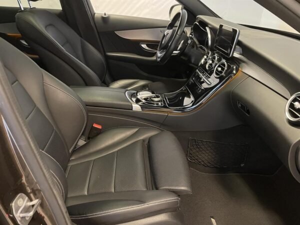 Mercedes-Benz Classe C 350 – Image 13