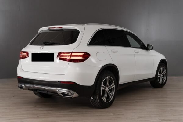 Mercedes-Benz GLC
220 – Image 5