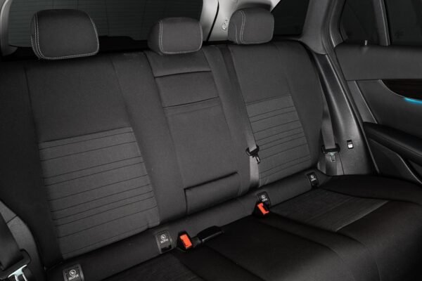 Mercedes-Benz GLC
220 – Image 11