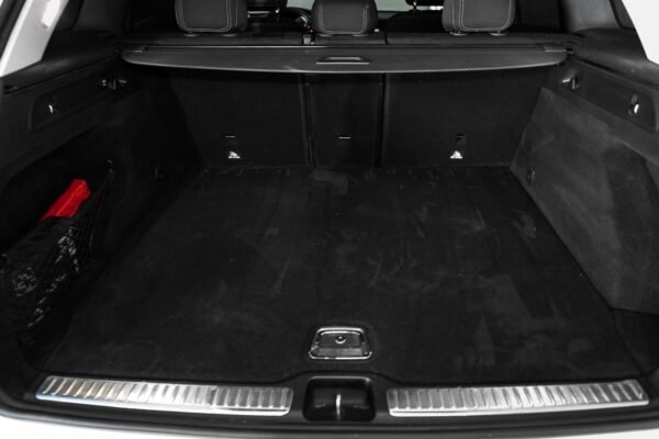 Mercedes-Benz GLC
220 – Image 18