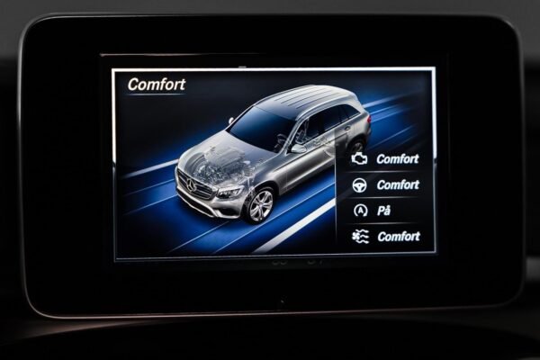Mercedes-Benz GLC
220 – Image 33