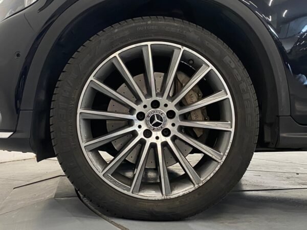 MERCEDES-BENZ GLC COUPE
250 d – Image 16