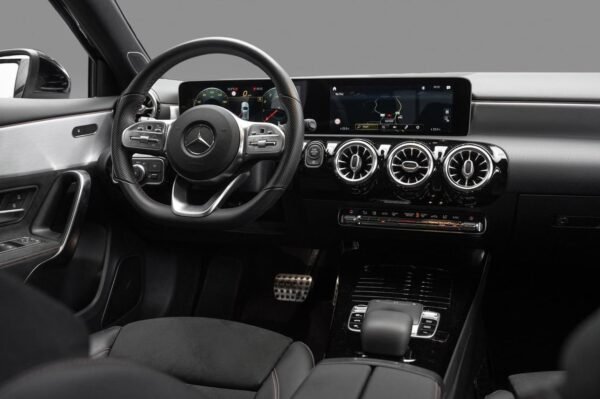 Mercedes-Benz Classe A
A200 – Image 11