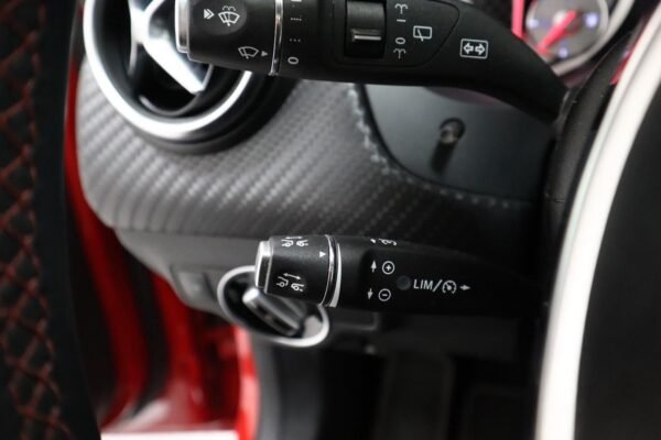 Mercedes-Benz Classe A
200 156HK – Image 11