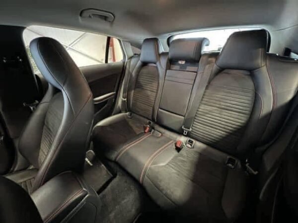 Mercedes-Benz CLA 180 – Image 8